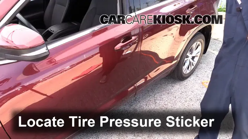 2014 Toyota Highlander LE 3.5L V6 Pneus et roues Vérifier la pression des pneus